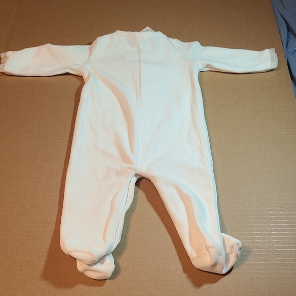 First Impressions White Baby Coverall Velvet Feel 3-6 Months NWT Snap Front - Picture 7 of 7
